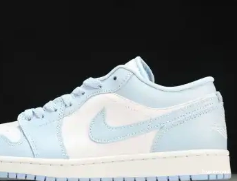 Hyperoad 1 BLUE ICE Low Jordan Retro 0630